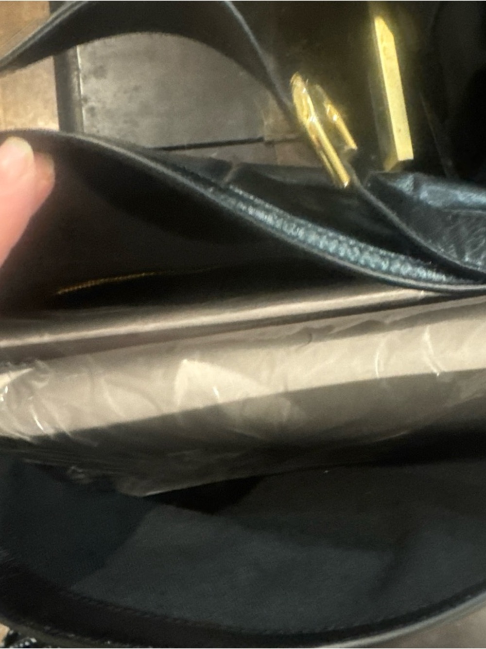 Givenchy Black Quilted Leather Shoulder Bag/Gold Hardware/NEVER USED! DISCOUNTED - Picture 4 of 16